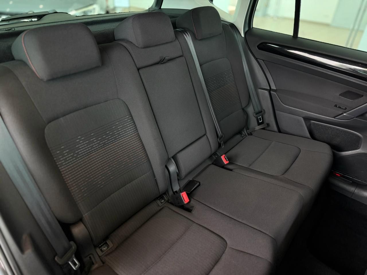 Fahrzeugabbildung Volkswagen Golf Sportsvan TDI DSG SOUND NAVI AHK ACC ALU