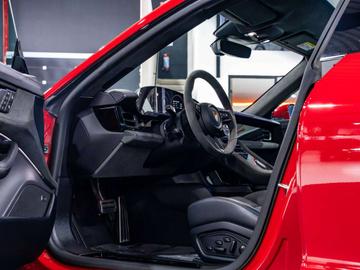 2022 Porsche TAYCAN — миниатюра 14