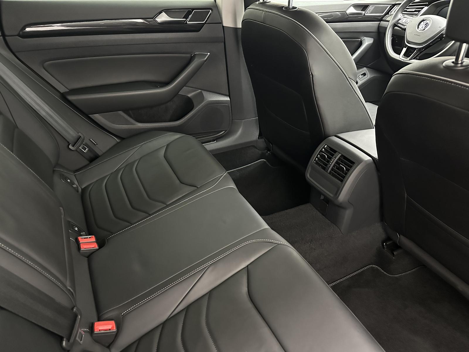 Volkswagen Arteon Elegance "NAVI-CAM-LEDER-SITZH-MULTI-ALU"