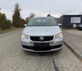 Volkswagen Touran 1.9 TDI DSG DPF - - Volkswagen Touran mit Diesel-Antrieb: Kleinbus, Automatik, 1.9