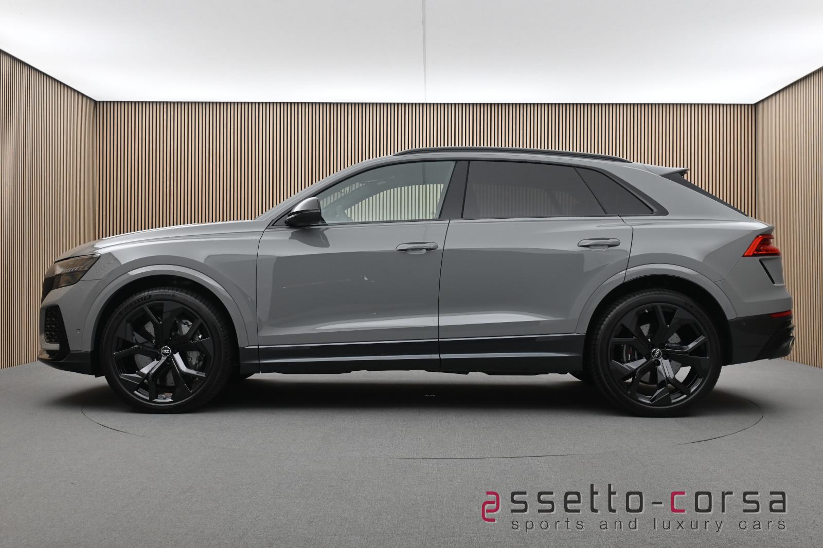 Audi RSQ8