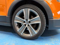 VW Polo V CrossPolo 1er Hand/Standheizung/NAVI/PDC