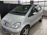 Mercedes-Benz A Klasse 2001 Diesel - Mercedes-Benz E 200: Kleinwagen