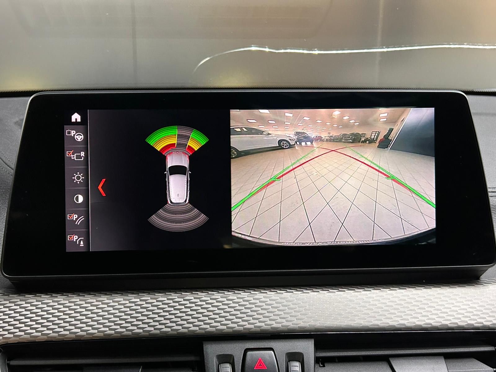 Fahrzeugabbildung BMW X2 20d M Sport M PAKET+SHADOW+PANO+HEAD+KAMER+19