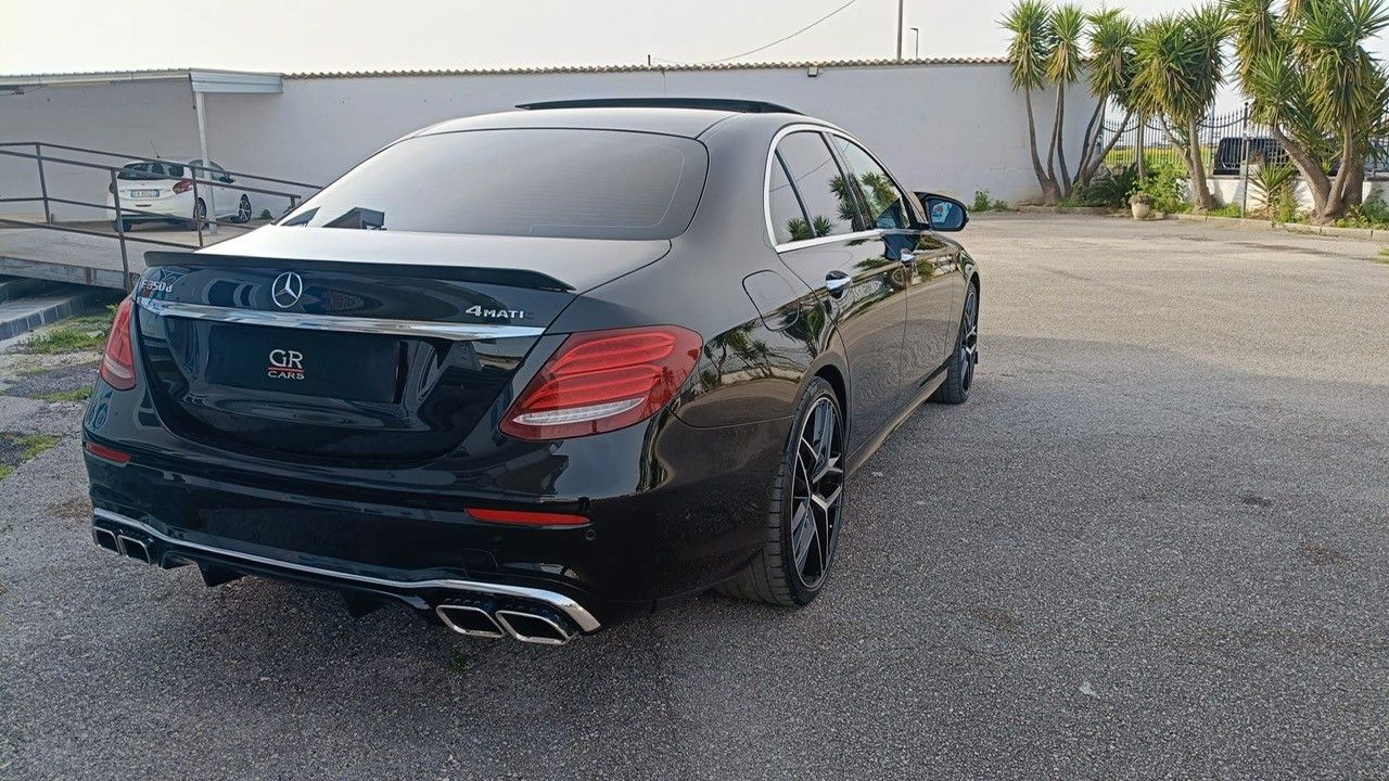 MERCEDES-BENZ E 350d AMG Line Autom. AMG Line