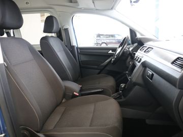 Volkswagen Caddy 2.0 TDI DSG NAVI SHZ FLÜGELTÜR AHK 150PS
