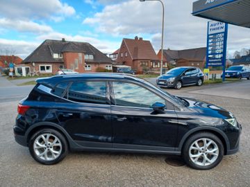 Fahrzeugabbildung SEAT Arona 1.0 TSI FR DSG LED/Navi/Kamera/ACC/GJR