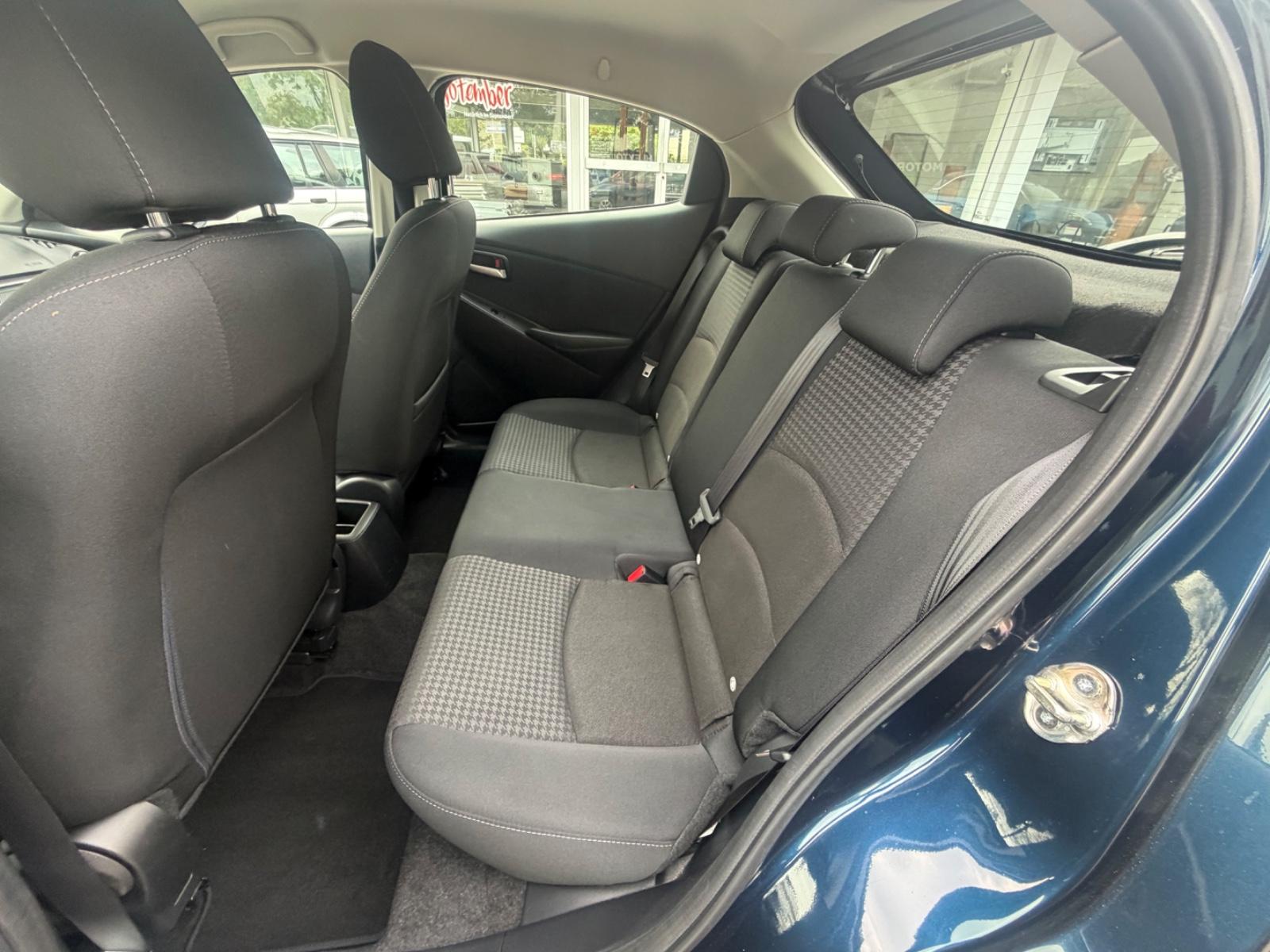 Mazda 2 Lim. Center-Line 1,5 SkyActive / Klima,Shz,Pdc