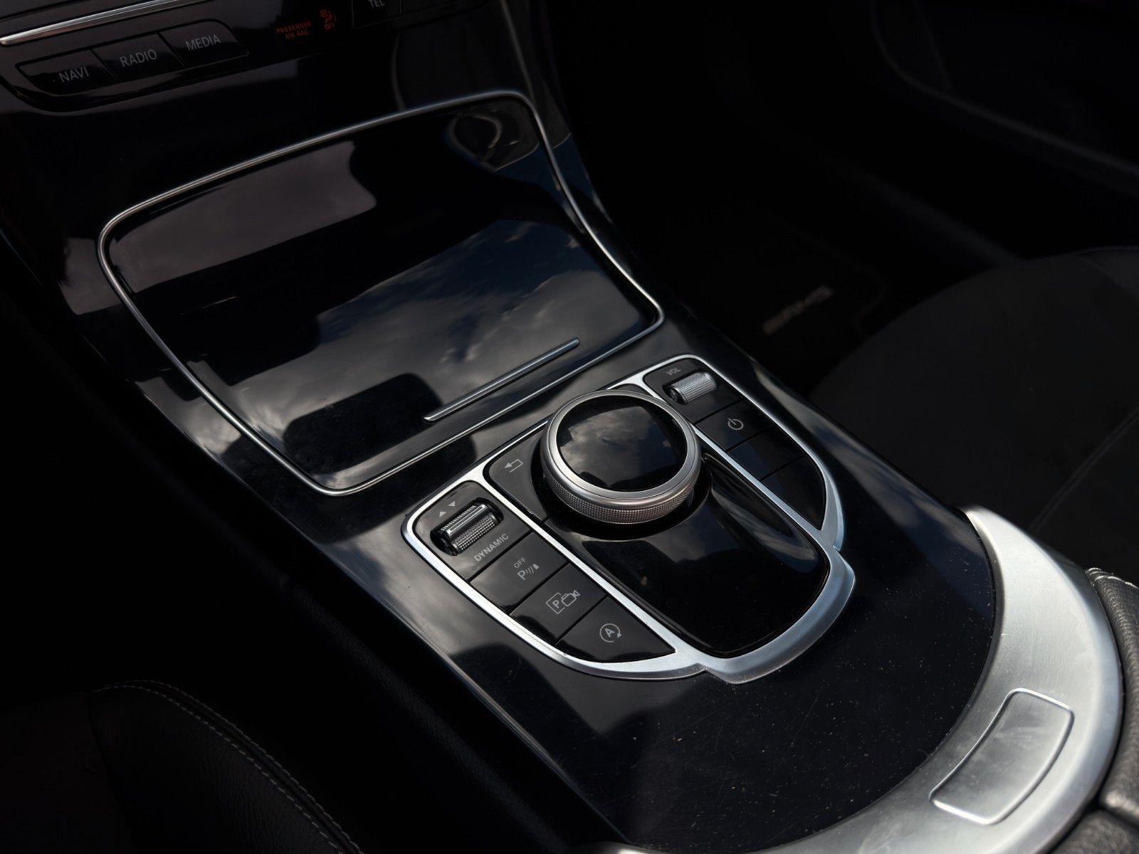 Fahrzeugabbildung Mercedes-Benz C 300 Coupe*AMG-Line*Pano*Head-Up*Dig.Tacho*360°