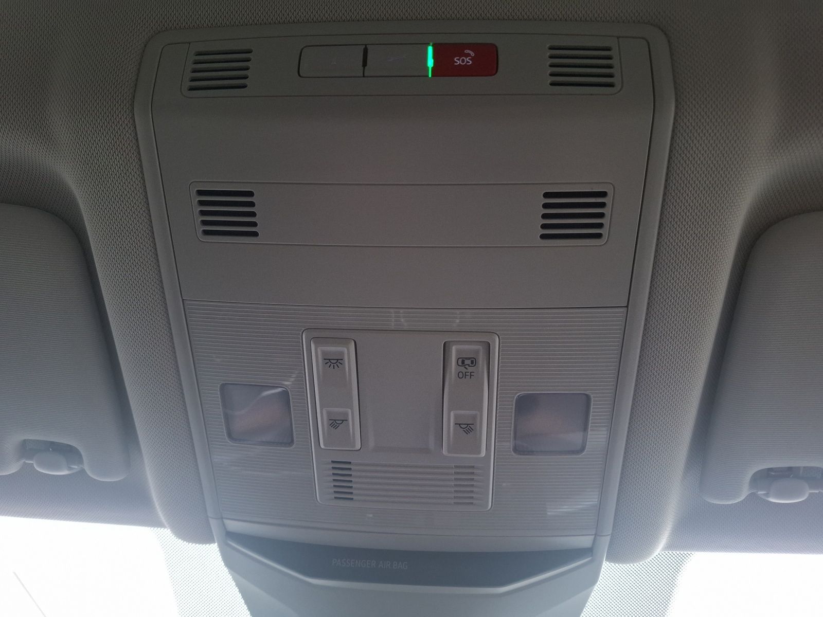 Fahrzeugabbildung Volkswagen T-Roc TSI Life LED Navi AID Park-Assist SH LM