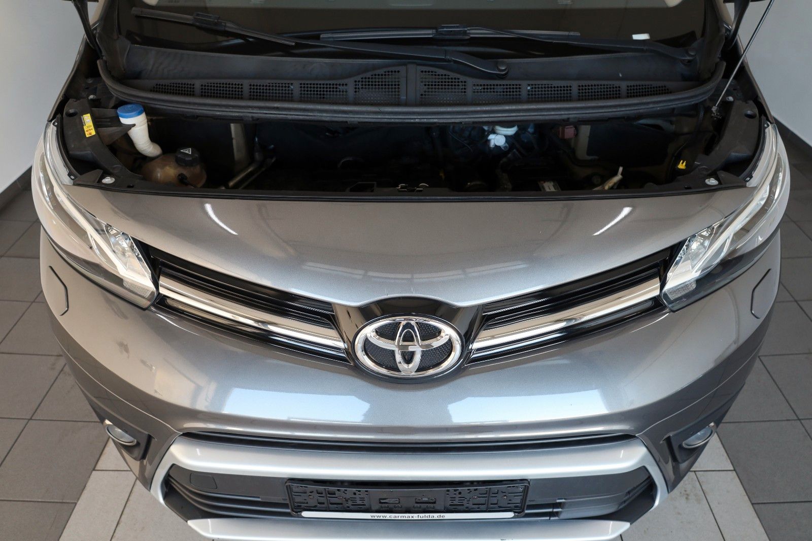 Fahrzeugabbildung Toyota Proace Verso Shuttle L2 Comfort 9 Si.,Leder,Navi