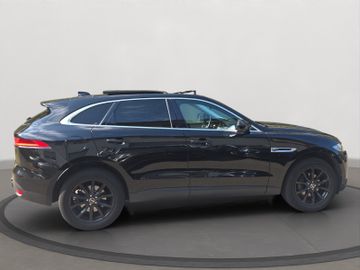 Jaguar F-Pace - 3