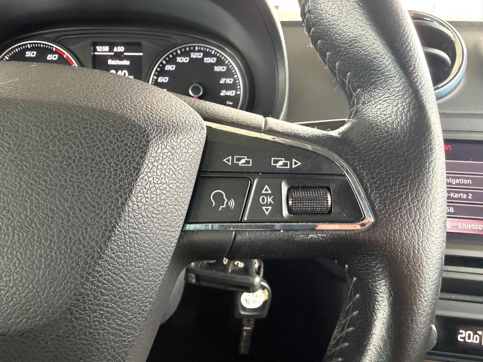 Seat Ibiza 1.0 TSI Connect Navi CarPlay PDC Sitzheiz.