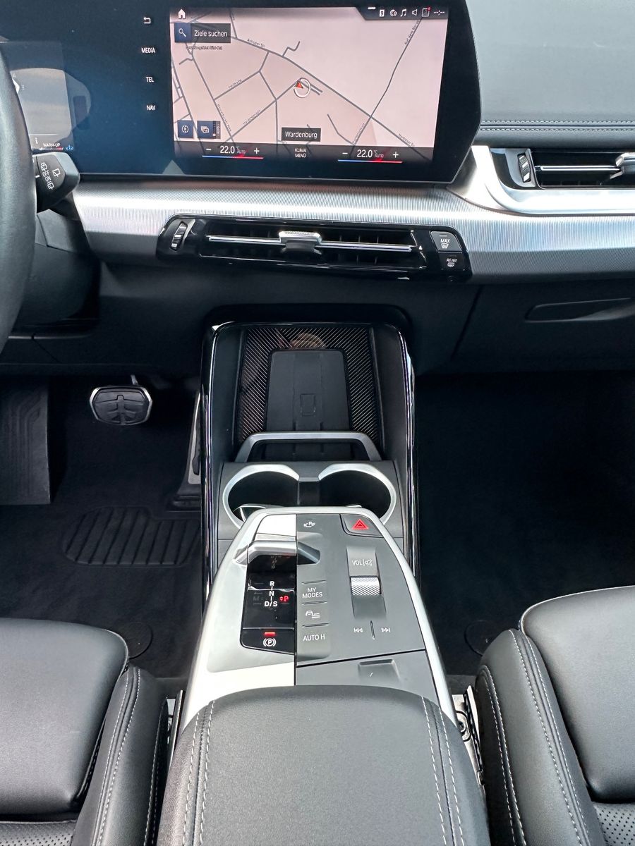 Fahrzeugabbildung BMW X1 xDrive20d M-Sport NAV+LED+HUD+H&K+ACC+360°