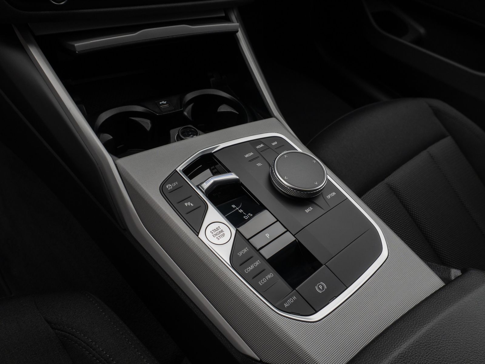 Fahrzeugabbildung BMW 320d xD DAB CockPit+ PDC LED Geschwindigkeitsreg