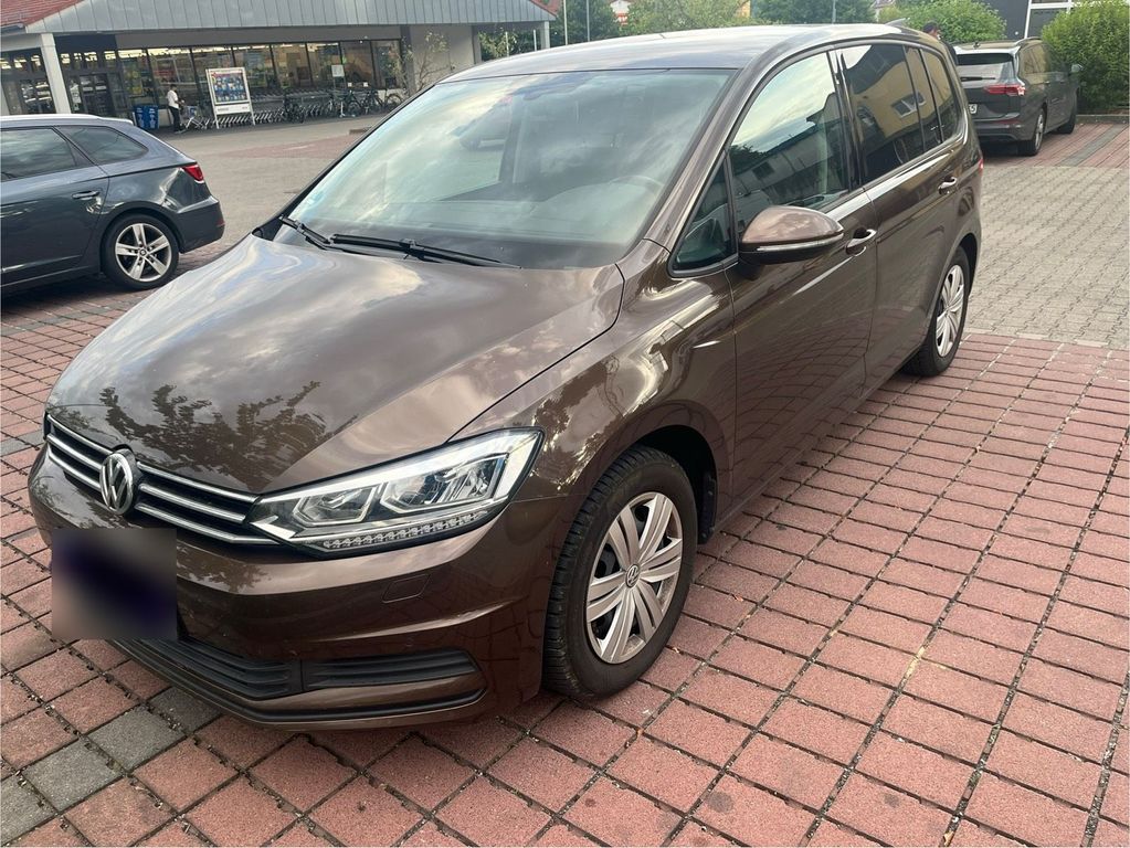 Image of Volkswagen Touran