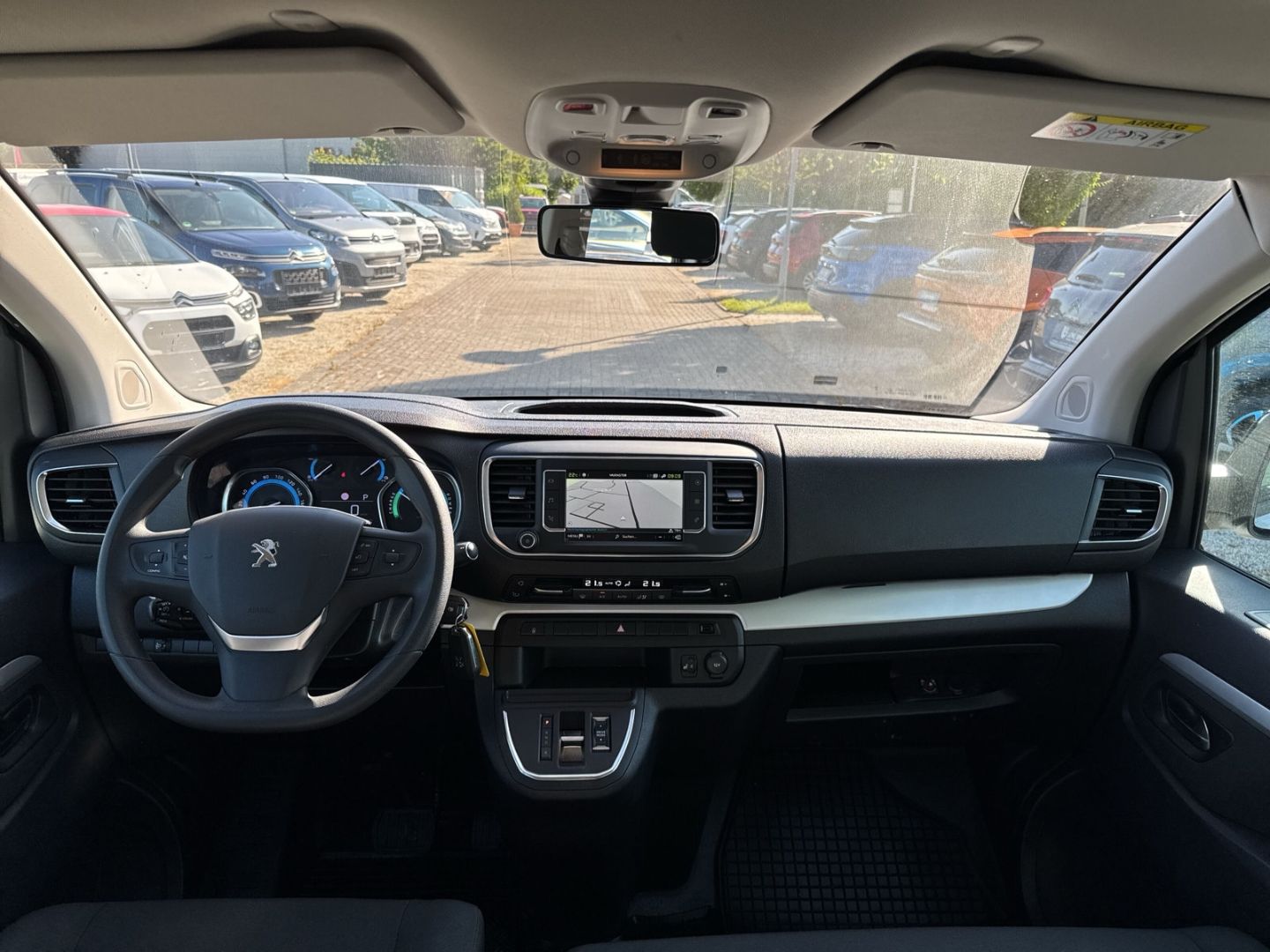 Fahrzeugabbildung Peugeot Traveller Active L2 Elektro 136 SHZ Totwinkel. X