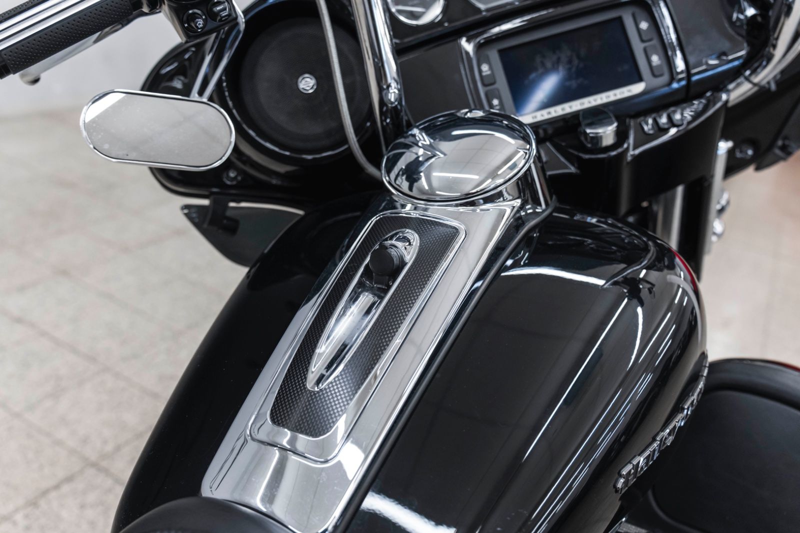 Fahrzeugabbildung Harley-Davidson FLHTSKE CVO LIMITED