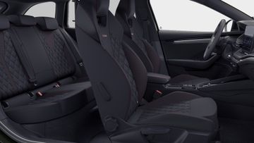 Skoda Octavia Combi 2.0 TSI 195 kW RS*HUD*AHZV*DCC*360