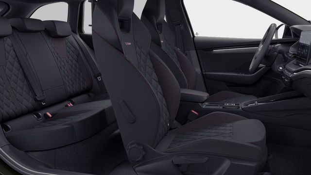 Skoda Octavia Combi 2.0 TSI 195 kW RS*HUD*AHZV*DCC*360