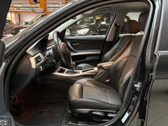 BMW 320i Kombi|SHZ|AHK|AUX|PDC|Klima|Tempomat|Isofix