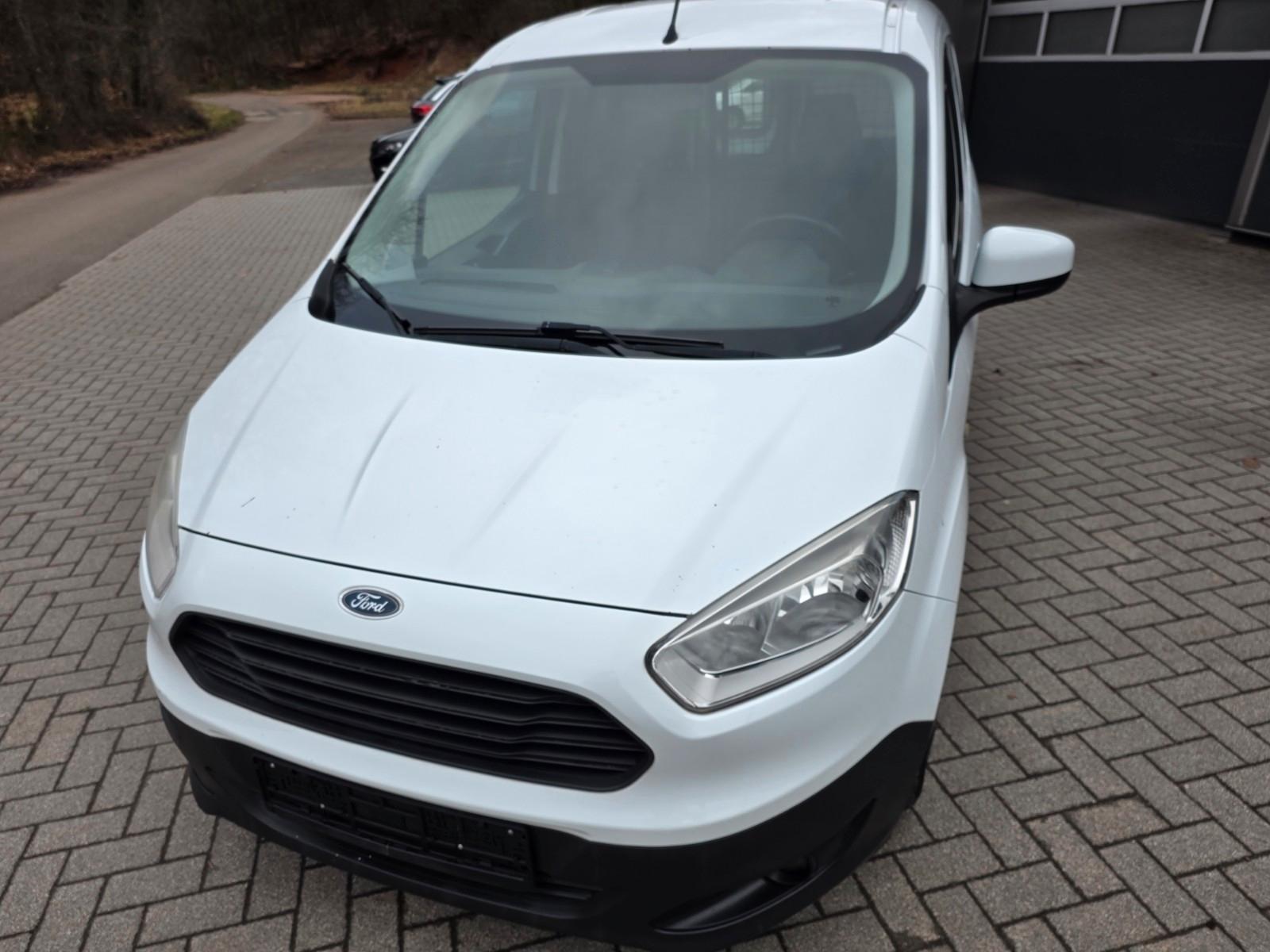 Ford Transit Courier Trend