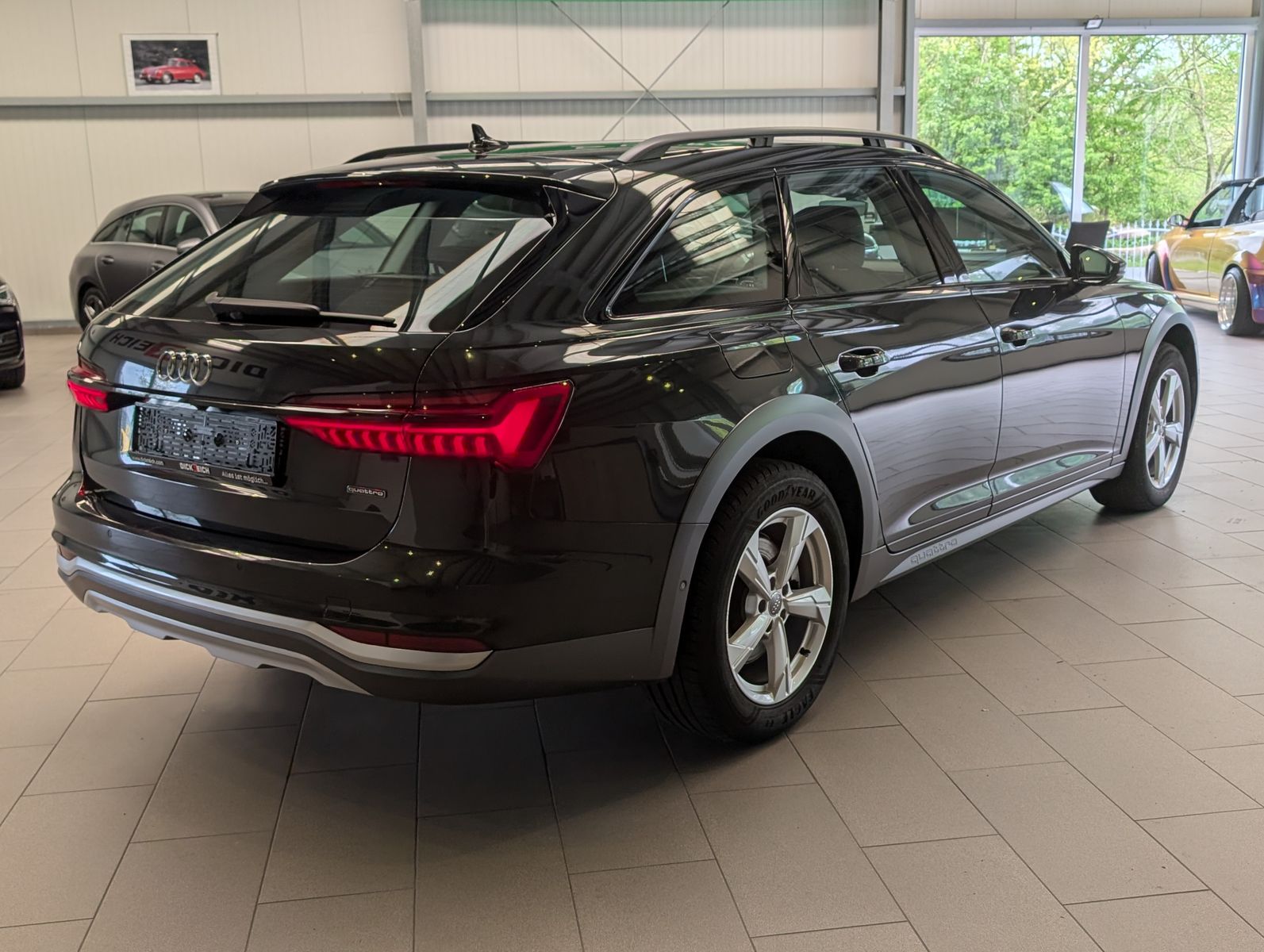 Fahrzeugabbildung Audi A6 Allroad 45 TDI Matrix HUD ACC AHK Luft 360°