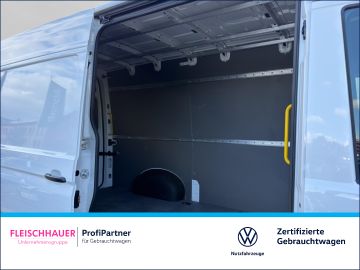 Volkswagen Crafter - 11