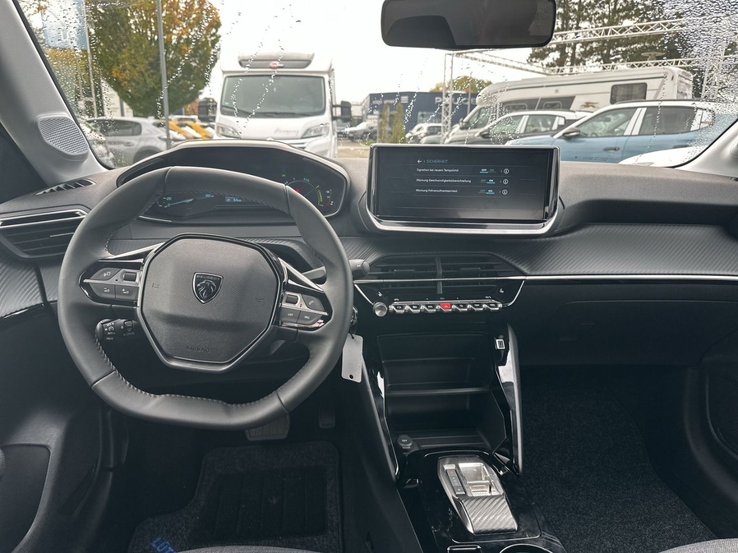 Fahrzeugabbildung Peugeot 208 Style Elektro 156 Navi LED Klimaautom SHZ