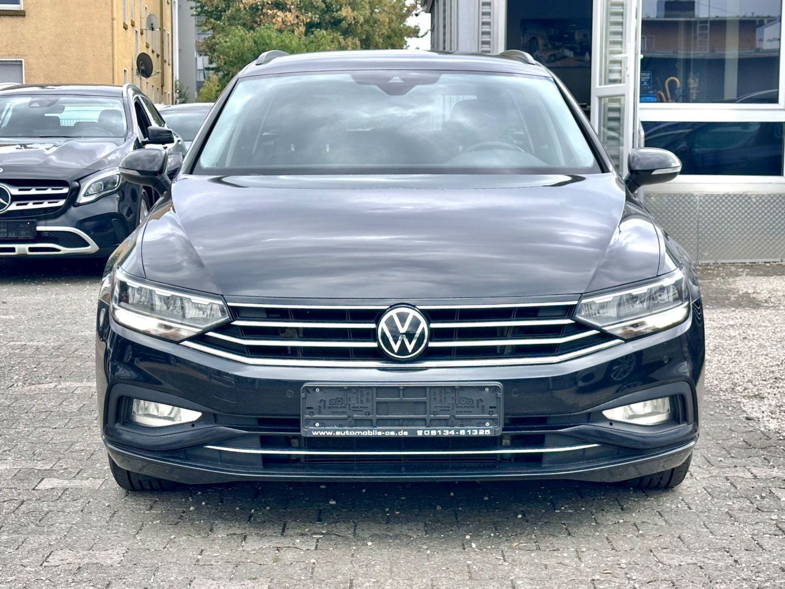 Fahrzeugabbildung Volkswagen PASSAT VARIANT BUSINESS*AUTOM.+NAVI+1.HAND*