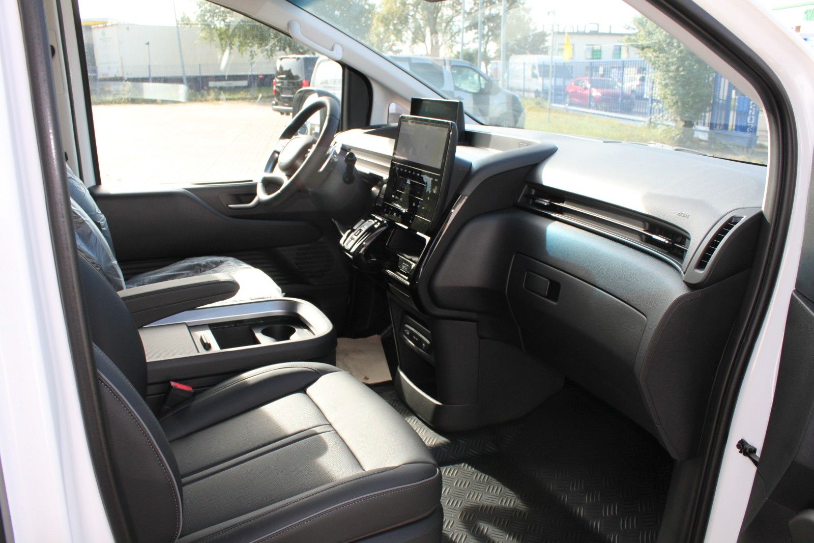 Fahrzeugabbildung Iveco eMoovy 35F16E Kipper