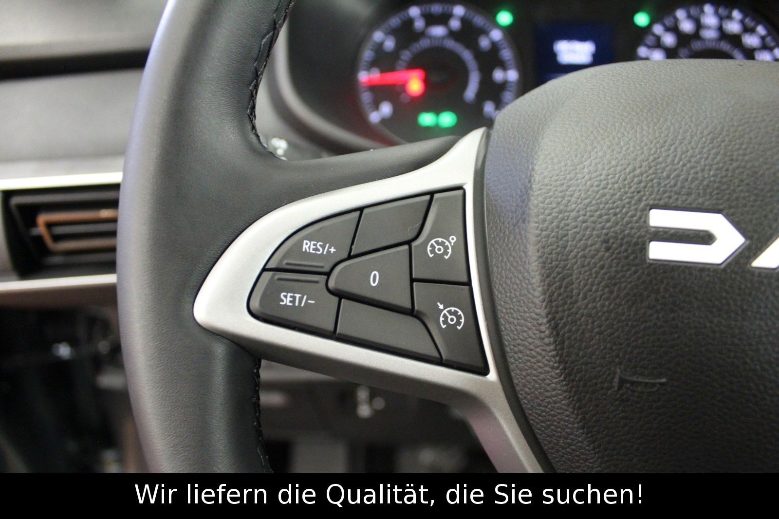 Fahrzeugabbildung Dacia Sandero TCe 110 Stepway Extreme*Media Display*