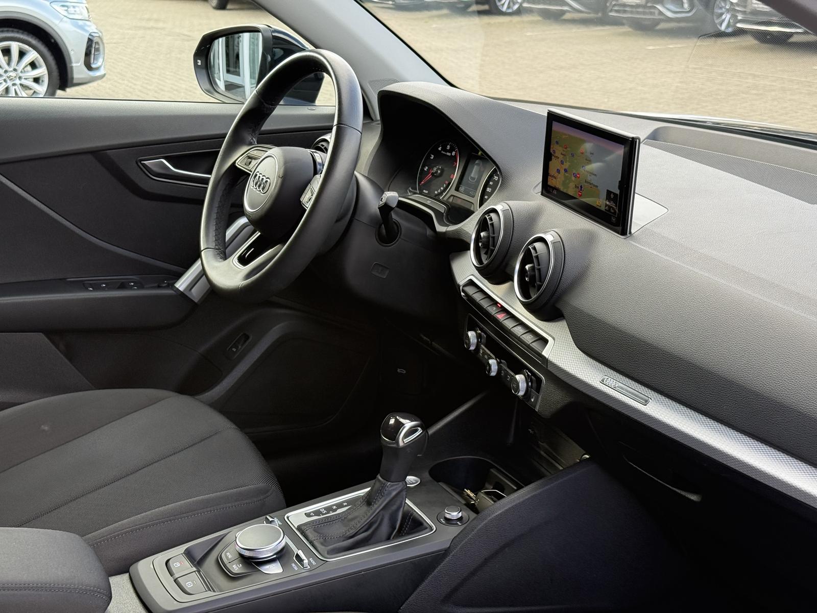Audi Q2 35 TFSI Advanced,R-Kamera,Kessy,Navi,2-Zonen