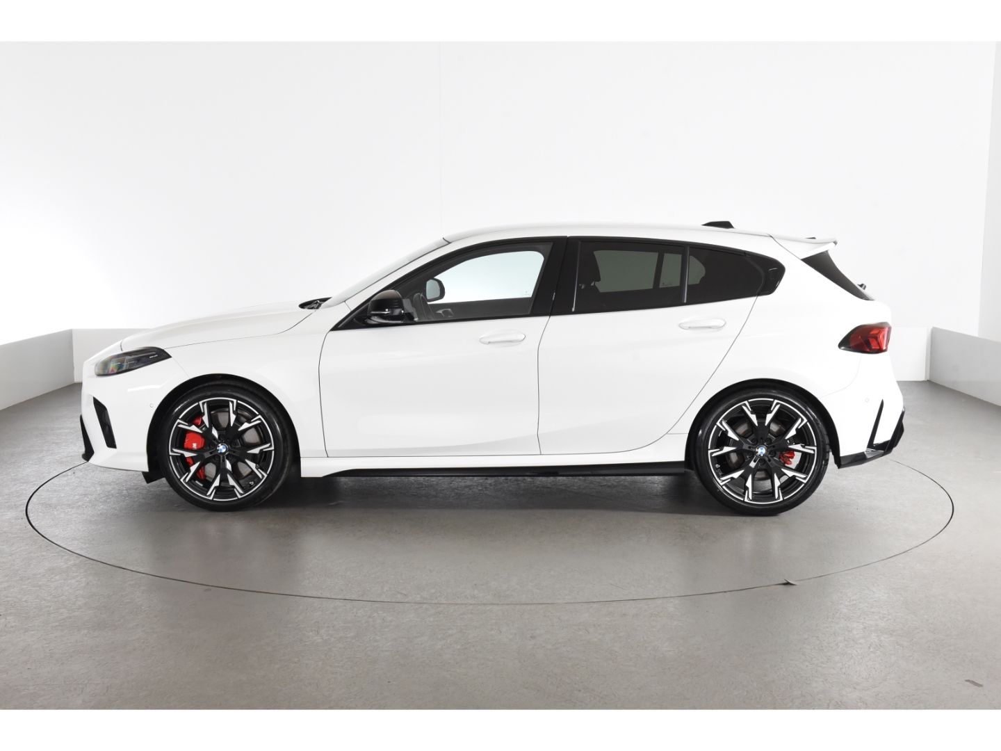 BMW 123 i xDrive M Sport Pro Anhängerkupplung Drivin foto 3