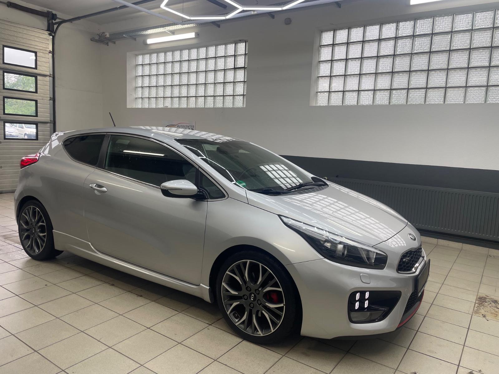 Kia cee'd / Ceed