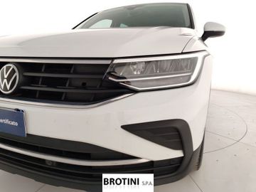 Volkswagen Tiguan - 5
