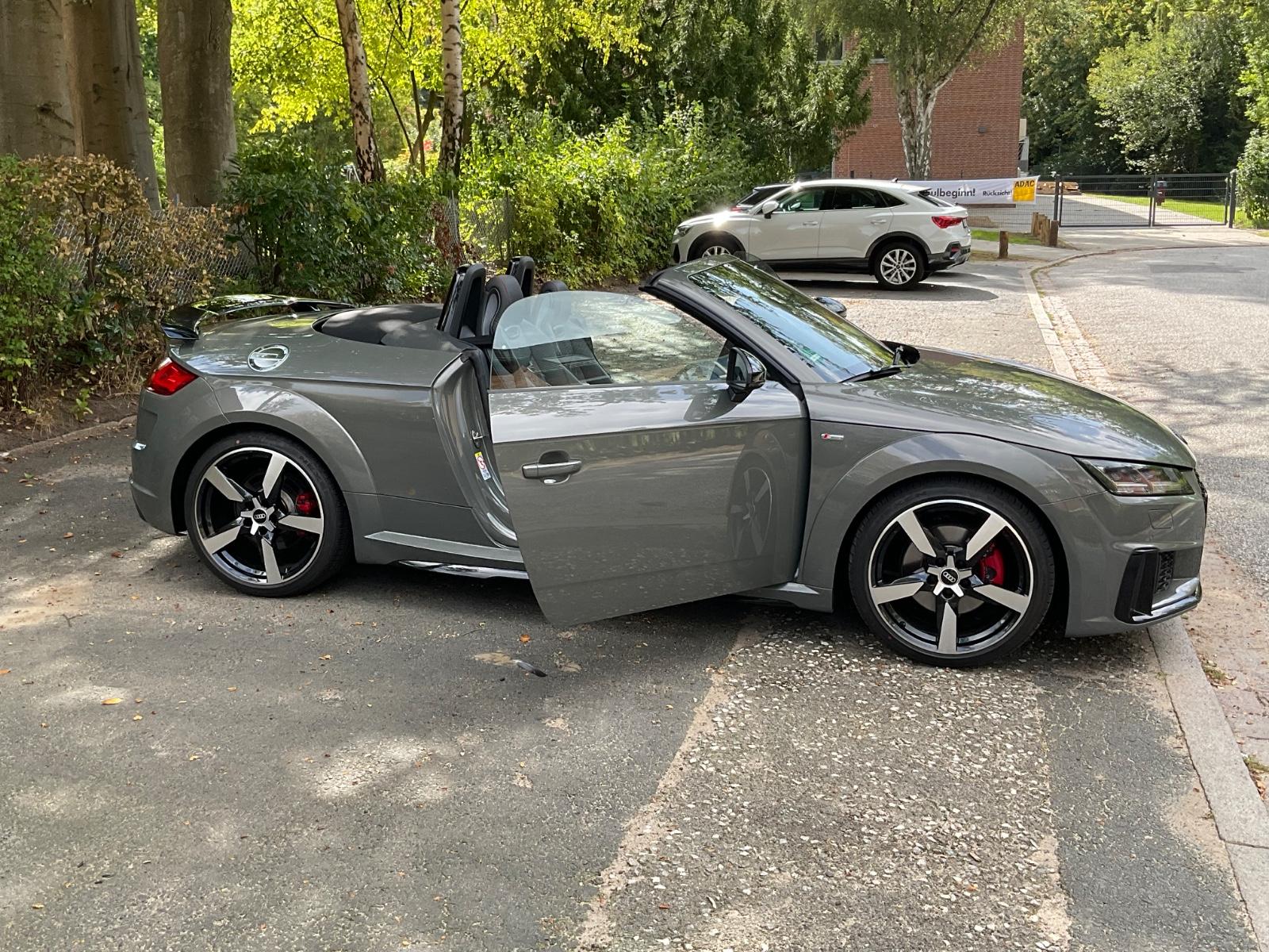 Audi TT 40 TFSI S tronic Roadster S-Line Competition