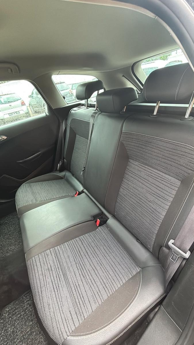 Opel Astra 2014 — photo 15