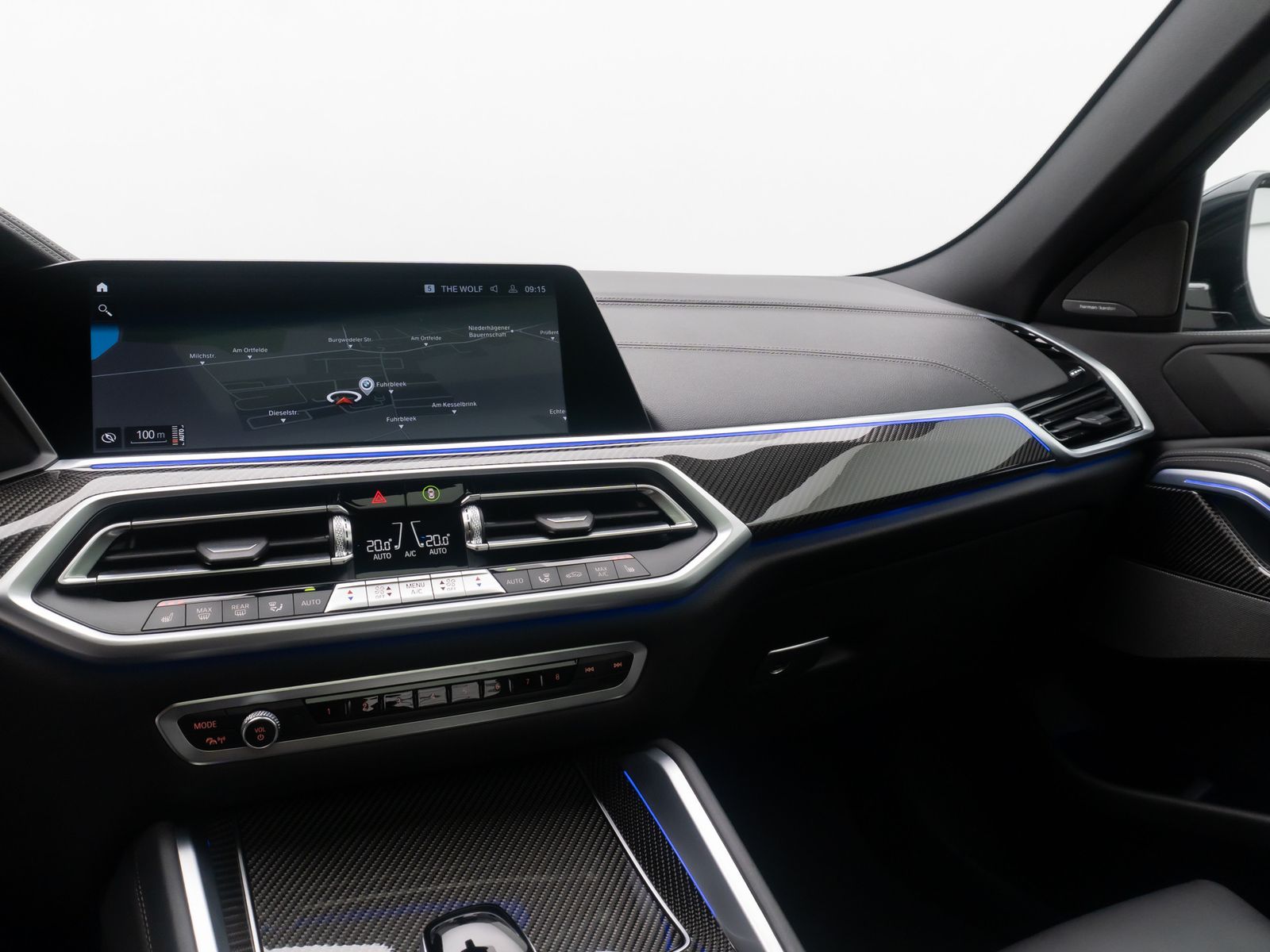 Fahrzeugabbildung BMW X6 xD30d M Sport 360&deg; HUD DAB SkyLounge H/K 21"