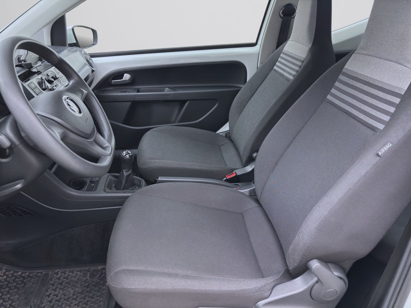 Volkswagen up! - Bild 8