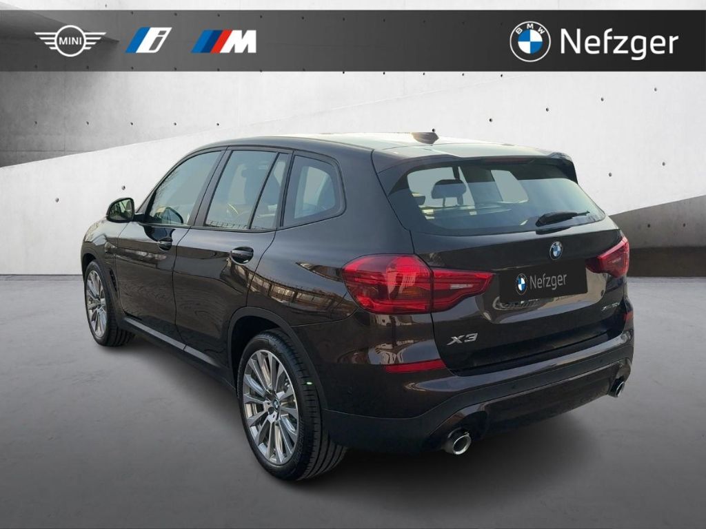 BMW X3 xDrive30e Advantage Park-Assistent HiFi foto 4