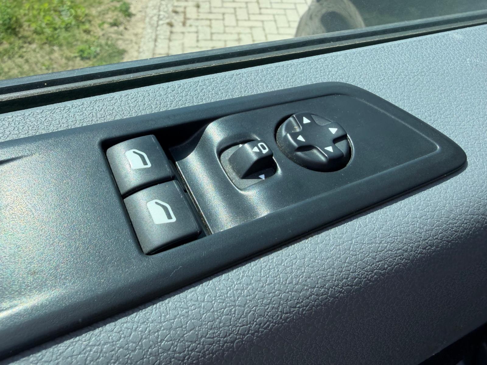 Peugeot Expert Kasten Premium L3+PDC+Klima+Navi+1.Hand