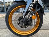 QJ Motor SRT 700 SX, ABS, inkl. Kofferset - Motorräder in Solingen