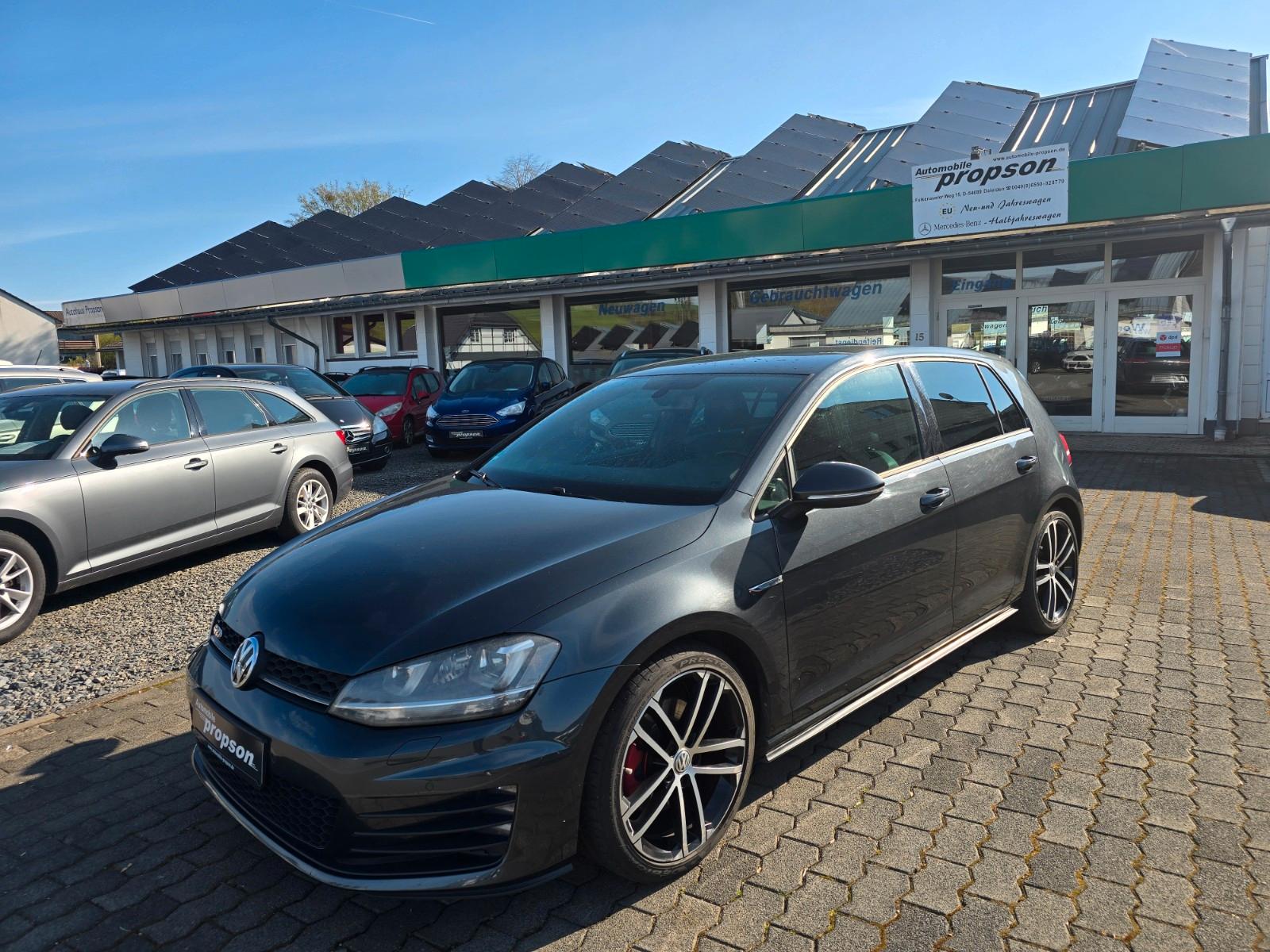 Volkswagen Golf VII Lim. GTD BMT NAVI LEDER SOUND