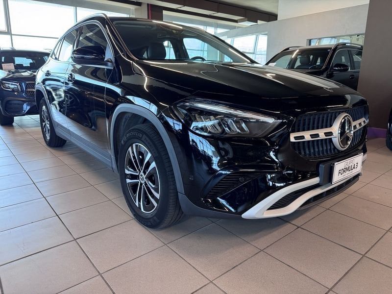 Mercedes-Benz GLA GLA 250 e Plug-in Auto Advance imagem 2