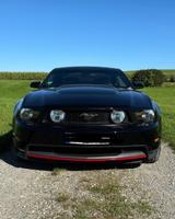 Ford Mustang GT V8 5.0 Unfallfrei! Top! - Ford Mustang: Von Privat