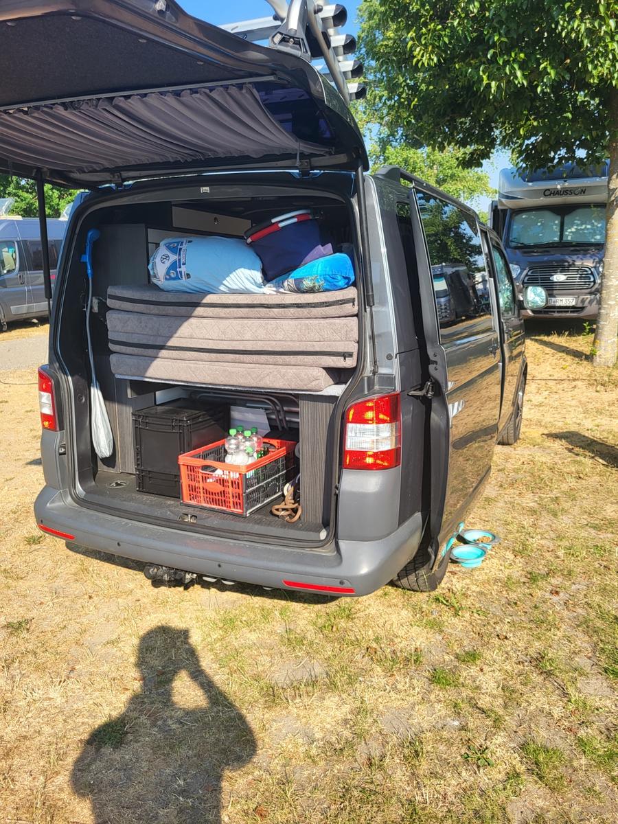 Volkswagen VW T5.2 Camper mit Aufstelldach | 2.0 TDI/102 PS