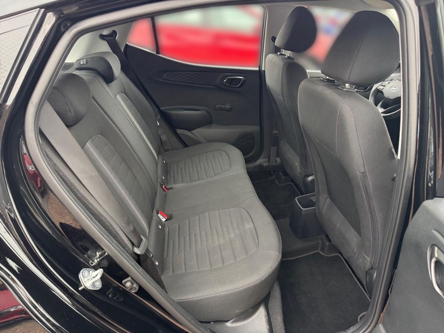 Fahrzeugabbildung Hyundai i10 1.0 Select Allwetter Navigation Kamera Klima