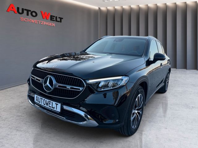 MERCEDES-BENZ GLC 220 d 4Matic 1.Hand,360°Kamera,Navi,Ambiente