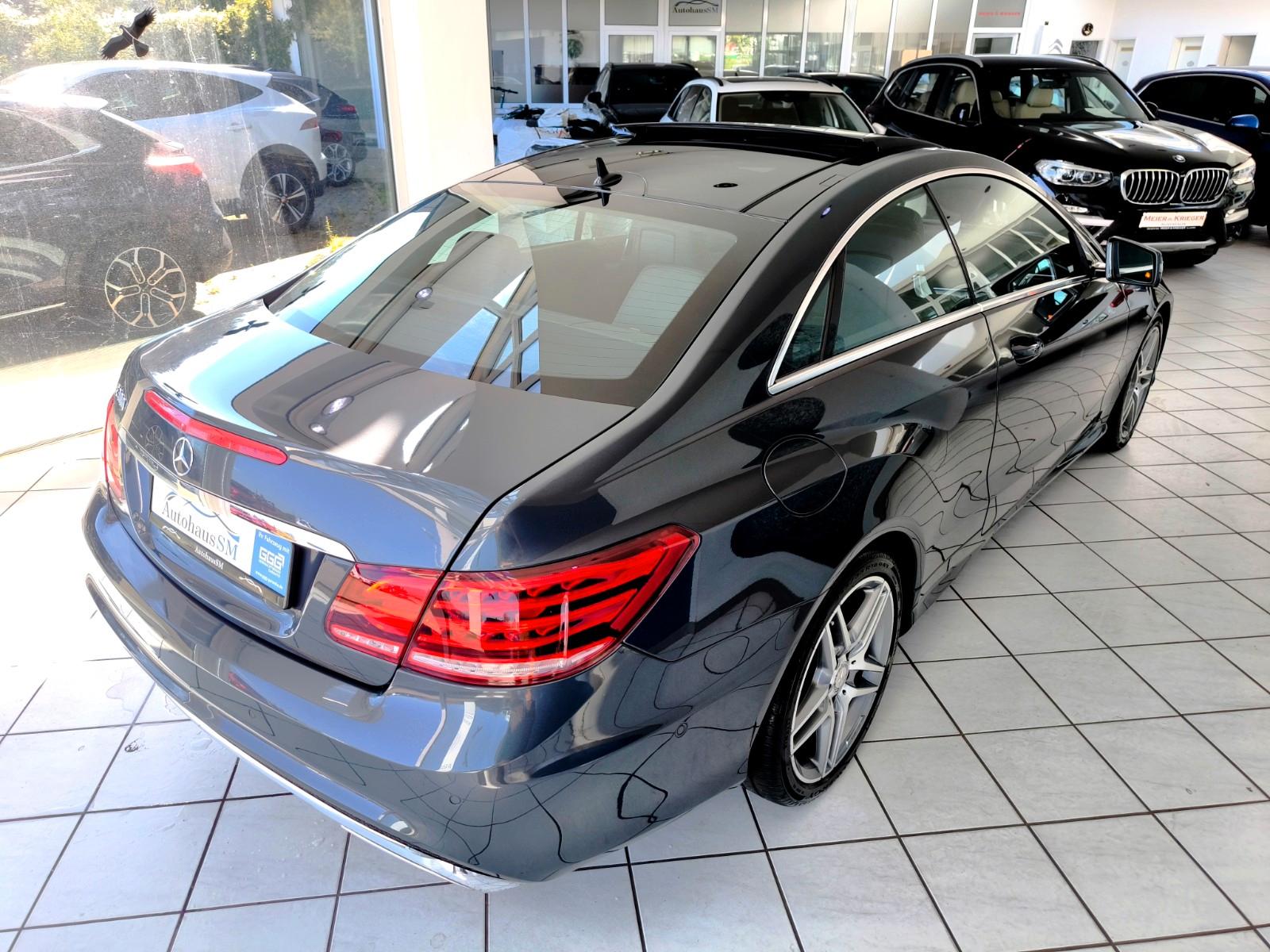 Mercedes-Benz E 300 Coupe*AMG-Paket*Panorama*2.Hand*